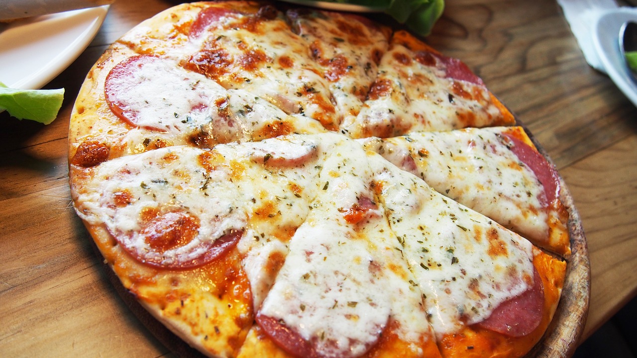 6 recettes de pizza à la crème fraîche à essayer absolument pour un repas délicieux !